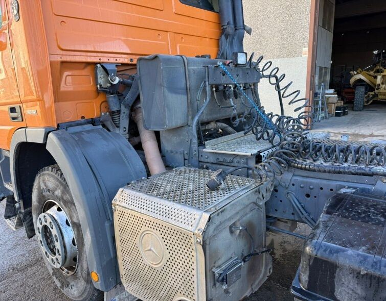 MERCEDES BENZ  ACTROS 3348S